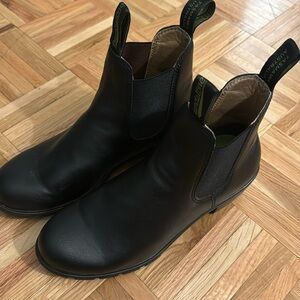 Bluntstone boots - vegan leather. Heeled.